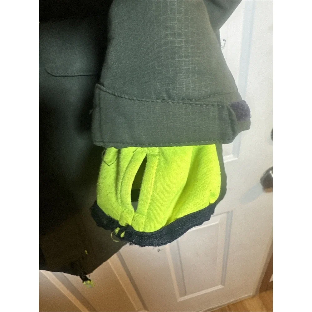 Champion Boys‎ XL (16–18) Winter Parka Jacket Olive Green with Neon Fleece Liner